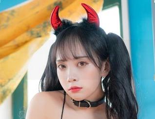 原图不怕丑，Dami(퀸다미)的高清圣诞雪夜让我感叹“为何不会拍自己！”