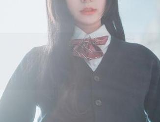 无法抗拒的Hizzy(히지)丝袜美图，这作品里藏了多少小心思，真想慢慢品味。