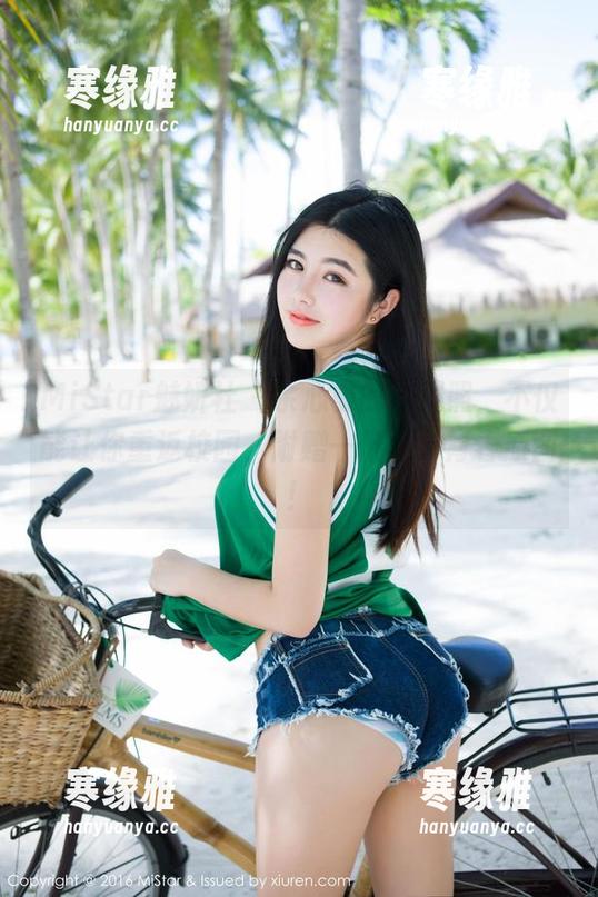 MiStar魅妍社-余心曼 MiStar魅妍社 - 余心曼的校服照,不仅能让你重返校园,附赠一份免费青春原图!