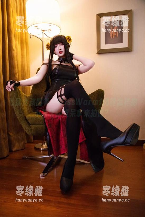 私房女孩图集：MissWarmJ揭露怎样把小猫咪的发呆拿来拍照？