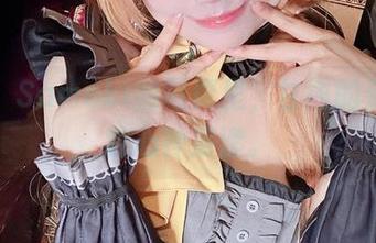 免费！Sameki的写真里，甘雨的姿态让我心神荡漾。