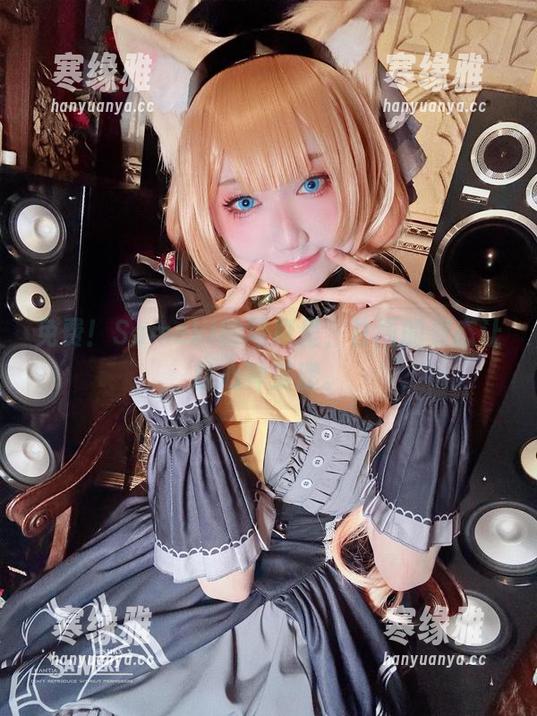 免费！Sameki的写真里，甘雨的姿态让我心神荡漾。
