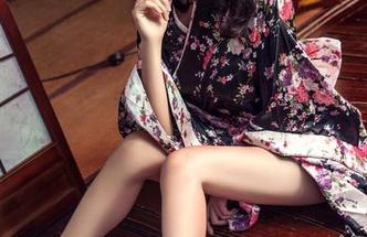 TouTiao头条女神 – 转身間的私房世界，杨漫妮baby打造的萝莉巧思！