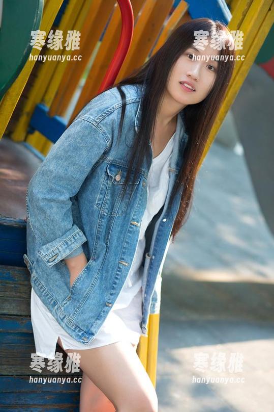 TuiGirl推女郎 - 林清儿的职业装图包：这衣服是一张正式的“请让我升职”的名片吗？