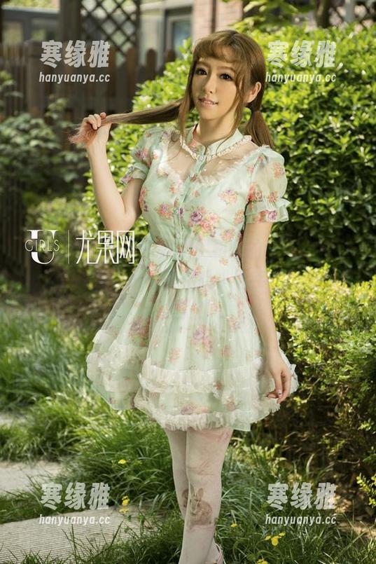 UGirls尤果网-徐梓伊 UGirls尤果网 - 徐梓伊和她的毛衣图库,一个是挚友,一个是保暖小能手,友情默默发光!