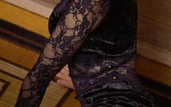 UGirls尤果网 – 泳池的清凉与慕羽茜的倩影：错过免费下载真可惜。