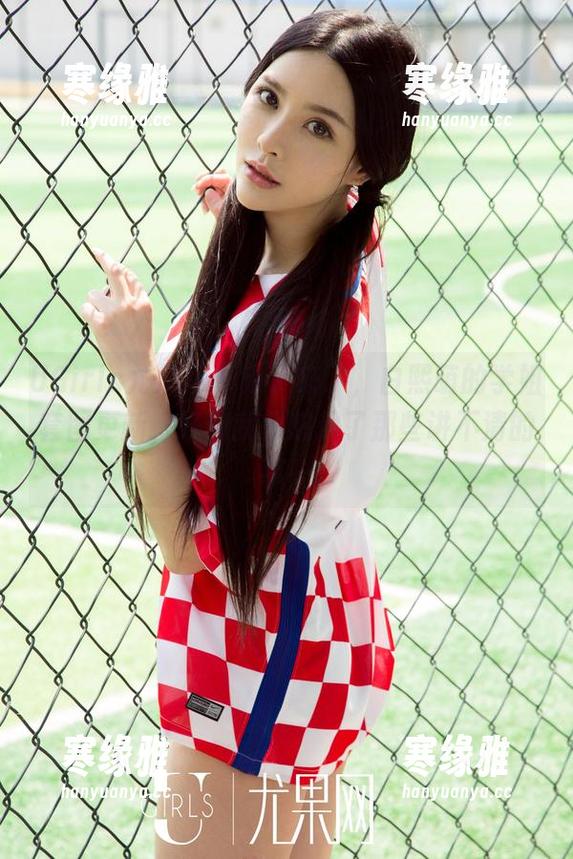 UGirls尤果网 - 来了来了，白熙萌的学姐套图更新，好像我又想起了那些讲不清的事…
