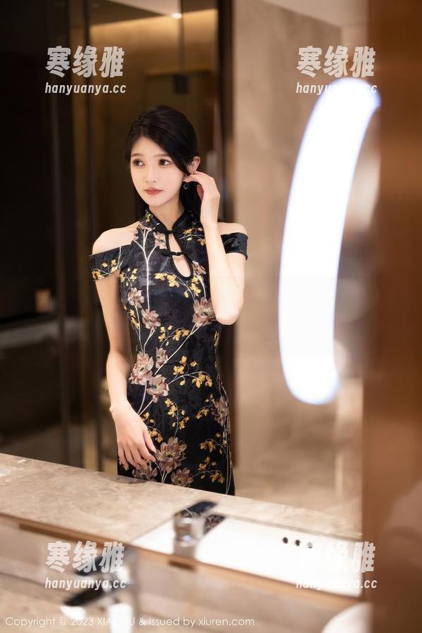 XIAOYU语画界 - 安琪Yee，真会玩！她的美脚合集在网盘等你来挖掘呀！