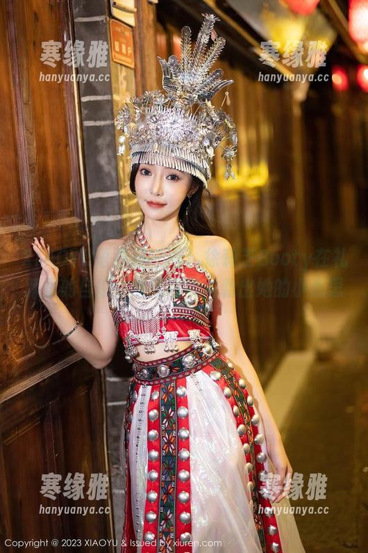 XIAOYU语画界 - 看！徐莉芝Booty在礼服里的自拍，高清慢慢勾勒出她的小心思