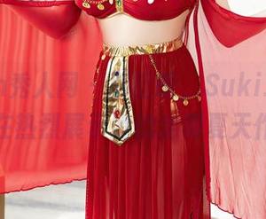 Xiuren秀人网 – 别眨眼，Suki_baby正在热烈展示她的定制夏天作品