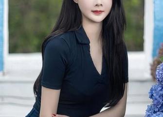 Xiuren秀人网 – 原图拍得贼好，夏旖诺在泳池的资源让我酥了，戳到了某种点。