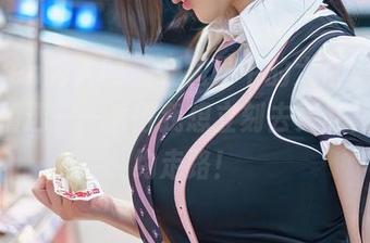 Xiuren秀人网 – 红裙子中的大白兔吖，图库精选——看得我想立刻去买红裙，预约走路！