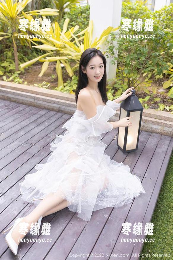 Xiuren秀人网 - 小魔女奈奈的写真还藏着哪些秘密？原图逗你玩！