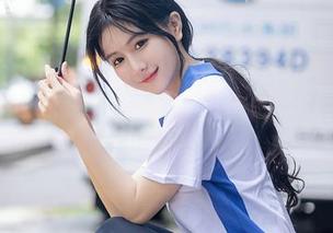 Xiuren秀人网 – 如果艾小青的黑丝美图能上天，那我一定会免费领取一张灵魂卷！