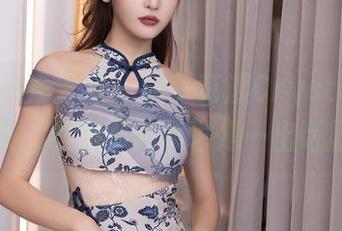 Xiuren秀人网 – 分享荡漾Crystal旅拍合集：不知不觉中也是一出话剧啊