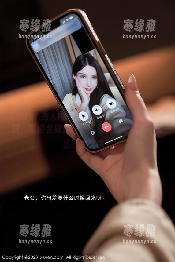 Xiuren秀人网 - 诺诺Nono的眼镜全套下载，可能会刷新你对“看”的理解，不过别盯太久哦！