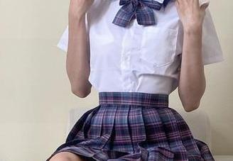 eliza喵喵这个图包，竟让莫娜女仆如此亲切，立刻搬回家去！