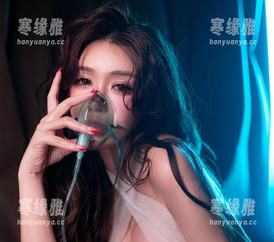 微密圈 - 于芷晴的热辣红图集，让我惊呼无圣光才是正道！一升锅气，直哄我进入画框！