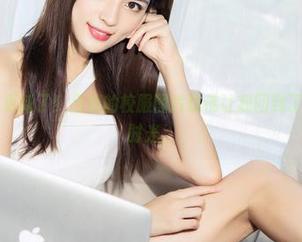 克拉女神 – 更新了！吕佳的校服图片仿佛让我回到了那段简单的时光。