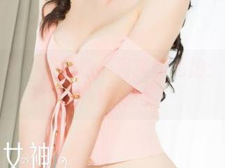 克拉女神 – 用粉色点亮我的私拍：妮子的色彩实验室
