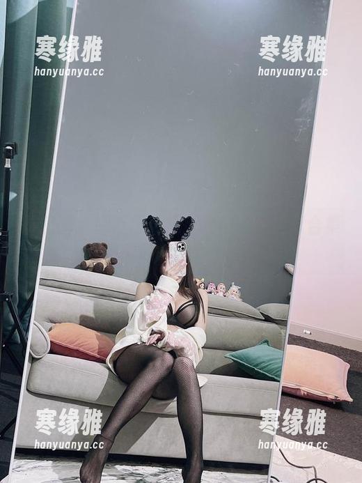 微密圈 - 别眨眼！兔宝妮to圣诞写真合集中忽闪忽现的小确幸