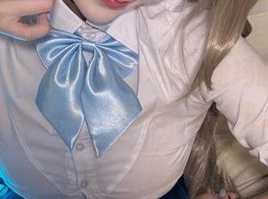 抱歉，我又陷进切切celia的玛丽萝丝最新图集里，根本不想出来。