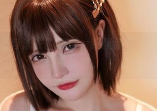 千夜未来与泳衣的组合，呼唤我千夜不眠的写真梦啊。