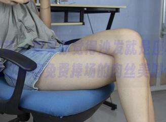 南国足艺 – 如果你觉得沙发就是座椅，那你没见过柳柳免费捧场的肉丝美脚合集。