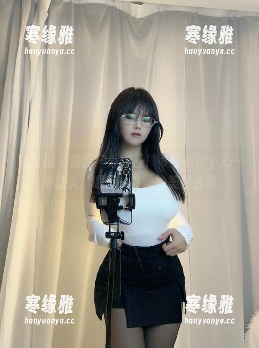 微密圈 - 最新户外作品！可馨juicy又一个让人‘眼前一亮’的美图合集
