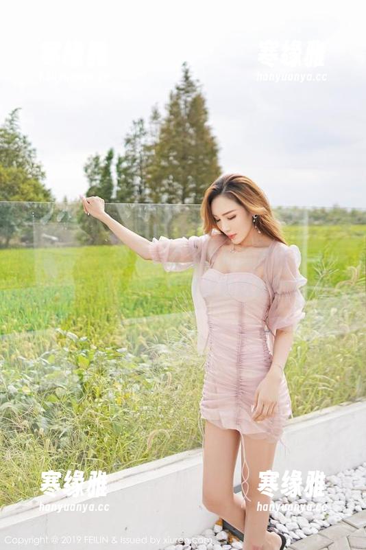 嗲囡囡 - 默默想，慕羽茜的美图能不能出个内衣写真集？壁纸界缺她这样的存在！
