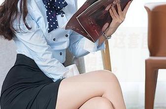 头条女神 – 钟晴的美腿，这套图从头到尾都让人想歪。
