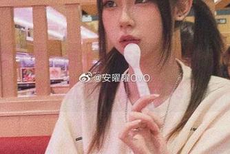 安曜曜的婚纱写真：在这一片婚纱中，我还能默默找到自己吗？