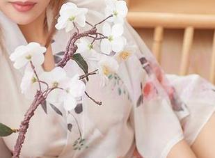 尤蜜荟 – 这一系列YOYO优优的电竞少女作品，我打算在网盘里静静地欣赏！