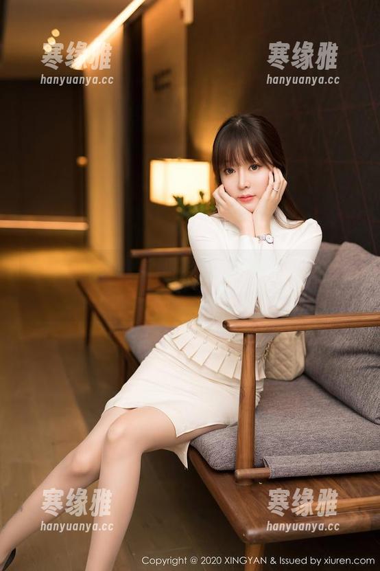 星颜社 - 丢掉滤镜，直面真相！伊黎yili原图里的丝袜小情绪！