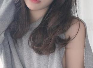 每一针都在诉说——木之本果毛衣中的故事图库