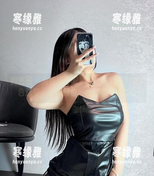 微密圈 - 免费图册限量版：桃沢樱呀的粉色造型，拿了别怕，我可不负责哦！