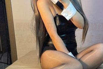 微密圈 – 原图大公开！桃沢樱呀的红丝舞动，不小心迷失在红色的界限里…