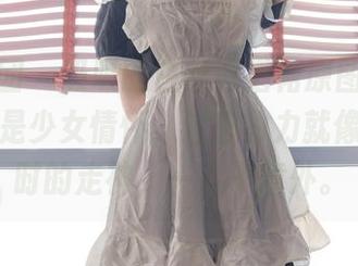 森萝财团 – 吸吸的白丝百褶裙原图资源，满屏都是少女情怀，这想象力就像我上课时的走神，一点不意外。