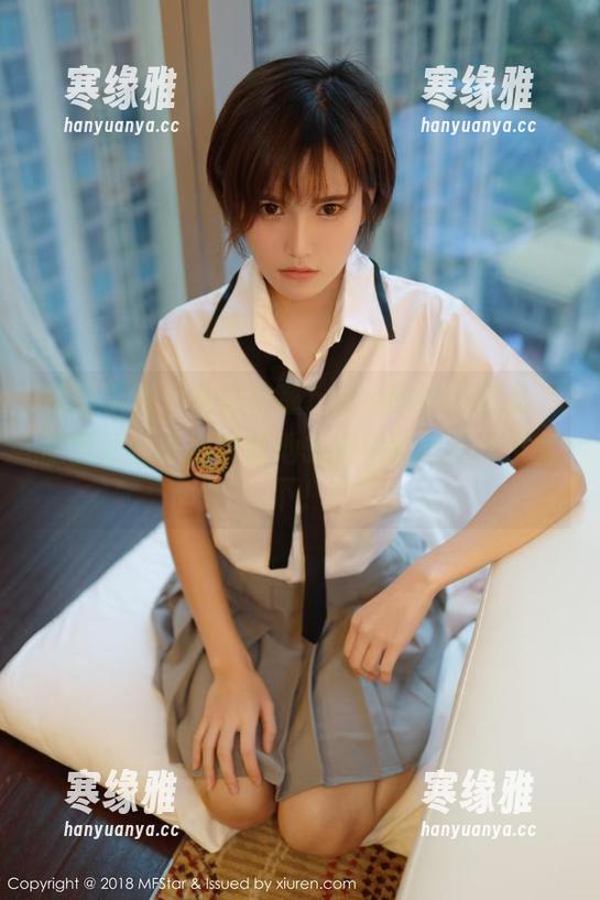 模范学院-佟蔓baby 模范学院 - 宅在佟蔓baby的办公室里,原图让你小心翼翼地想把她的壁纸永久留下!