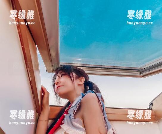 柳树下的樱晚gigi：私房写真里的迷情与囧事齐飞
