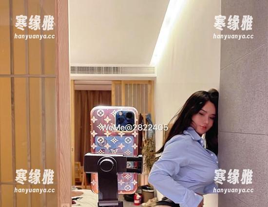 微密圈 - 谁说制服不能美丽？水蜜桃米米的合集更新又给我们展示了新玩法。太会了！