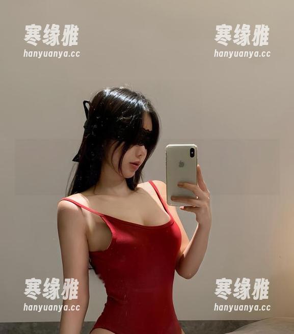 微密圈 - 火龙果羊的图包：小野猫出没，快来看看要不要扑上去！