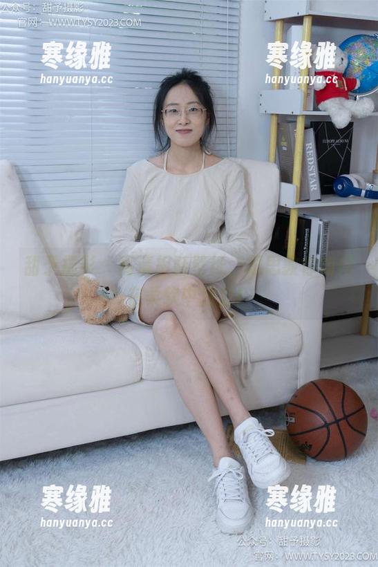 甜予摄影 - 高清板鞋壁纸，思思教你如何在柔软中独立！