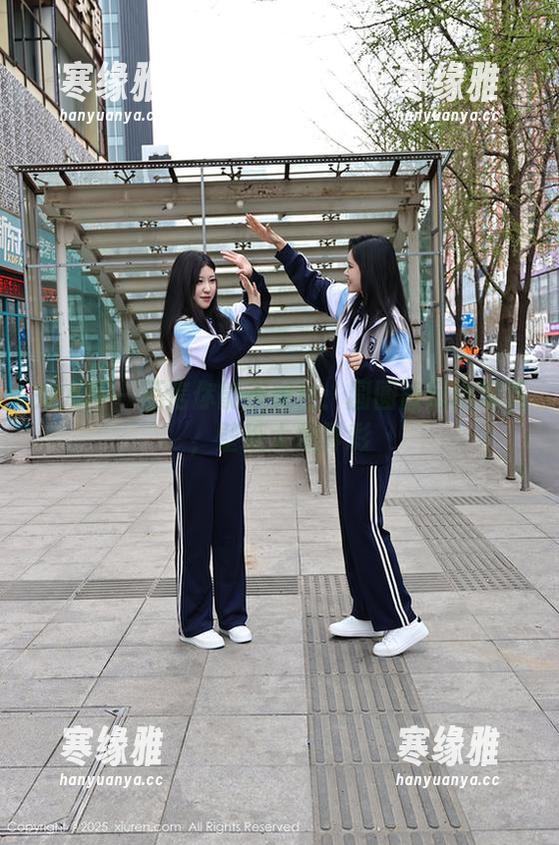 秀人网 - 不信你能不关注：圆圆酱运动写真，壁纸大放异彩