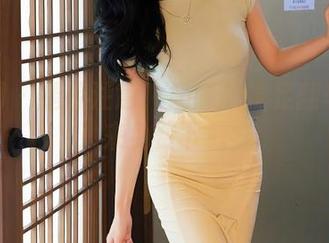 秀人网 – 腿控注意！奶酥的裸足翻车现场，来免费下载～
