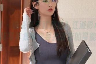秀人网 – 谁说夏天就是热？江淑影river最新写真集带你寻找清凉的可能！
