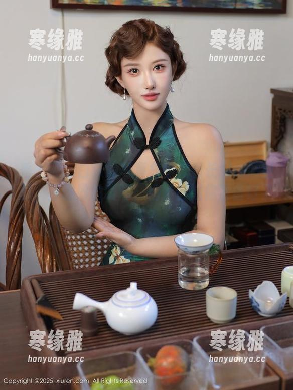 秀人网-白沫 秀人网 - 白沫的写真集中藏着长腿细腰童颜,那微妙的暧昧,精选区域你准备好了吗?