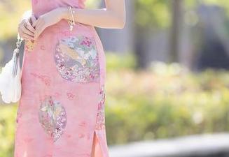 秀人网 – 芭比KIKI的最新图集，学姐的气场我有点受不了啊。