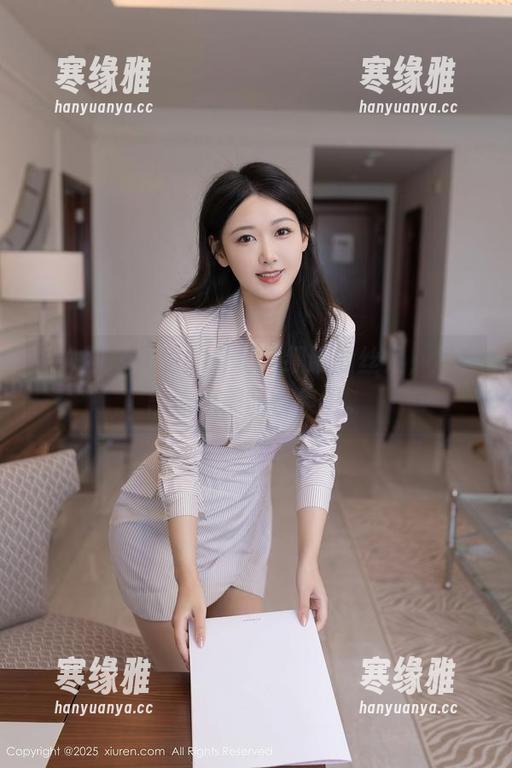 秀人网 - 高耸的身材与细腻的丝足，尽在言沫的美图合集里。