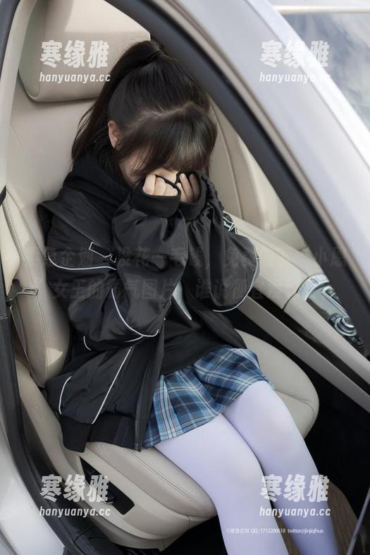 紧急企划 - 没花一毛钱，免费收下“小恩”女王的霸气图片，谁说便宜没好货？